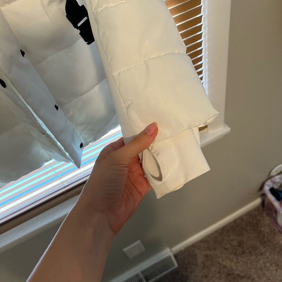 Michael Kors size XS puffer white - Picture 7 of 8